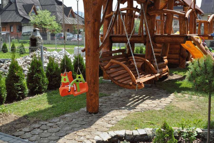 Altana grill, plac zabaw