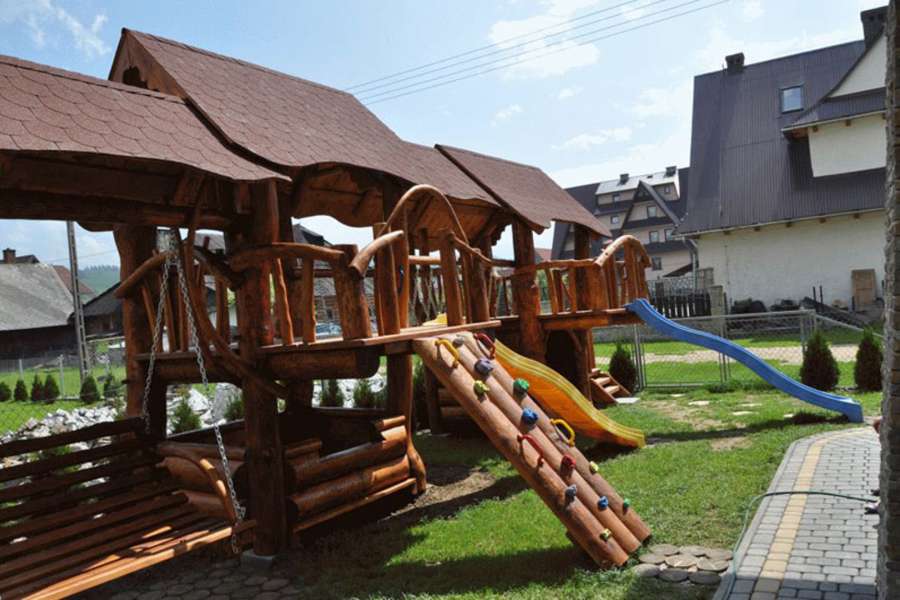 Altana grill, plac zabaw